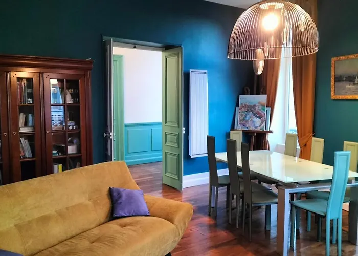 شقة Aux Petits Soins *